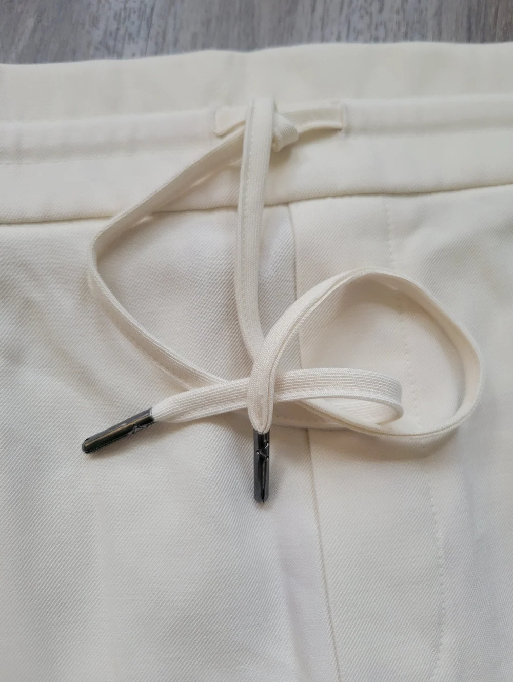 NWT Simply Vera Wang Twill Shorts Vanilla Ice Pull On Drawstring Waist Ivory SM